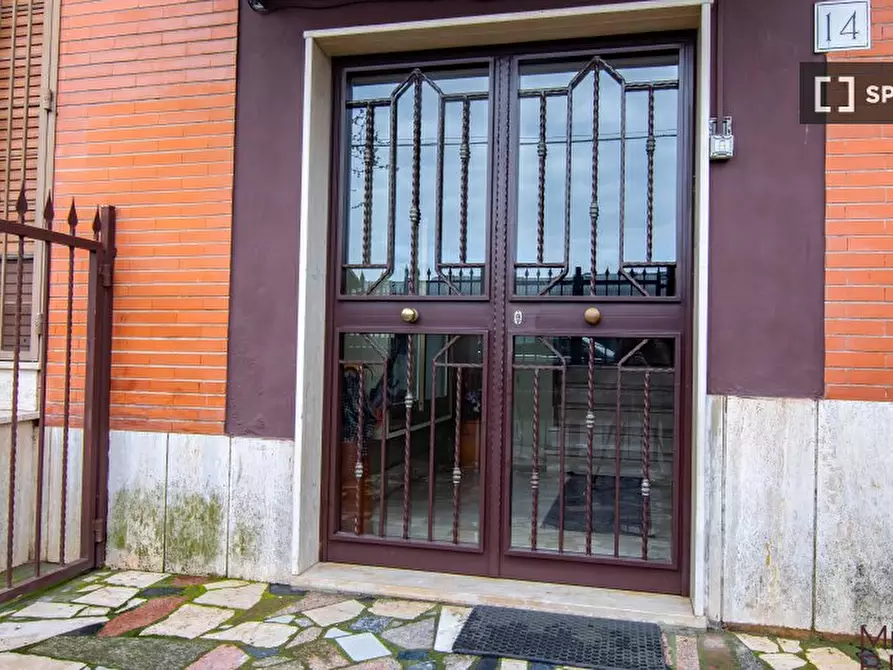 Immagine 19 di Camera condivisa in affitto  in Via Ferdinando Quartieri a Roma