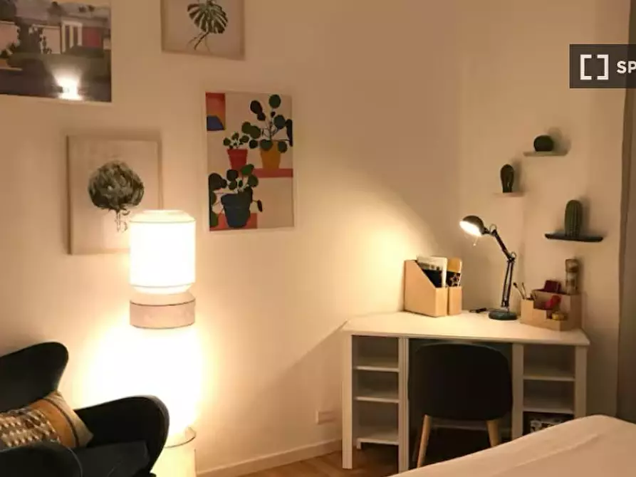 Immagine 2 di Camera condivisa in affitto  in Via Leone Tolstoi a Milano