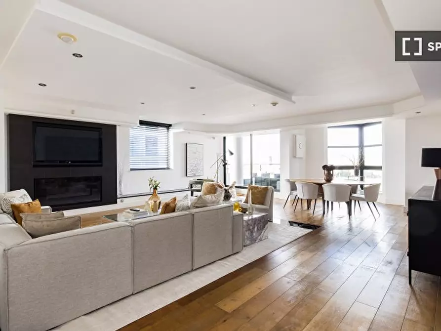 Immagine 6 di Appartamento in affitto  in Waterside Point a Wandsworth