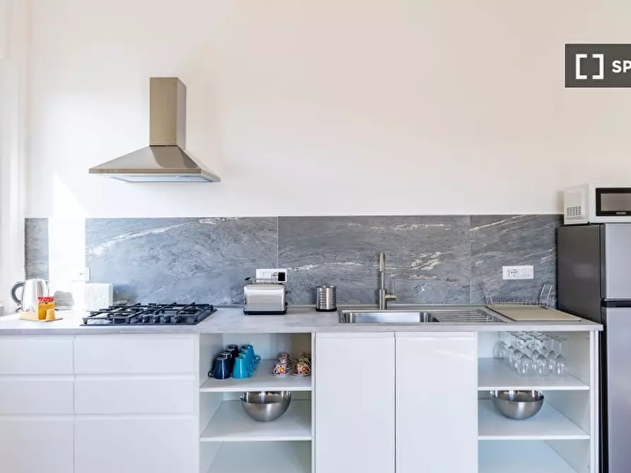 Immagine 14 di Appartamento in affitto  in Salita Sant'Elia a Napoli