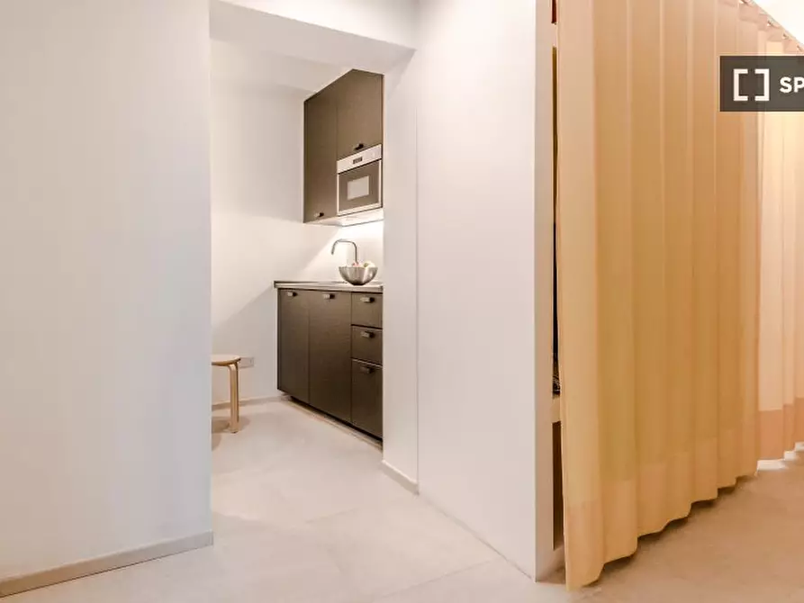 Immagine 7 di Ufficio in affitto  in Via Arienti a Bologna