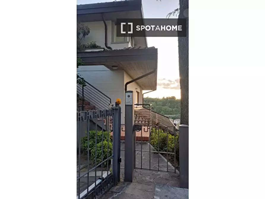 Immagine 12 di Appartamento in affitto  in Via Francesco Orsoni a Bologna