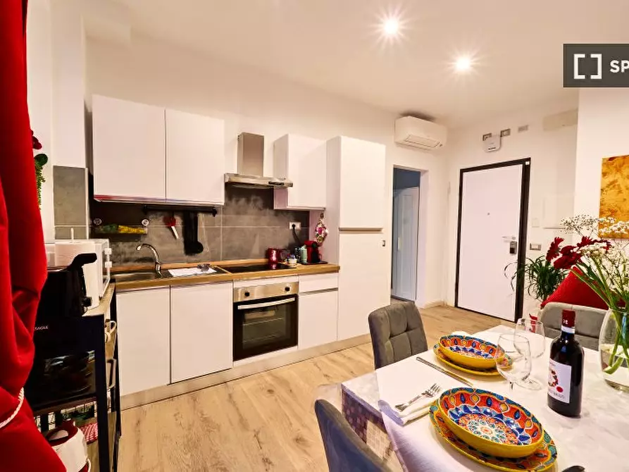 Immagine 13 di Appartamento in affitto  in Via Francesco de Sanctis a Roma