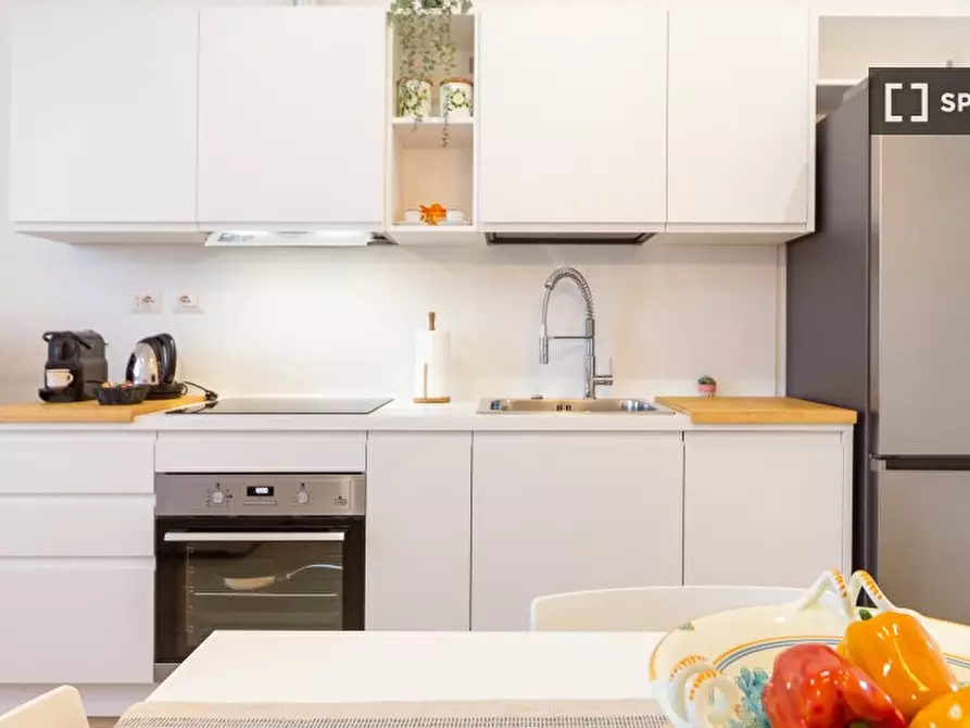 Immagine 6 di Appartamento in affitto  in Viale Nazario Sauro a Milano