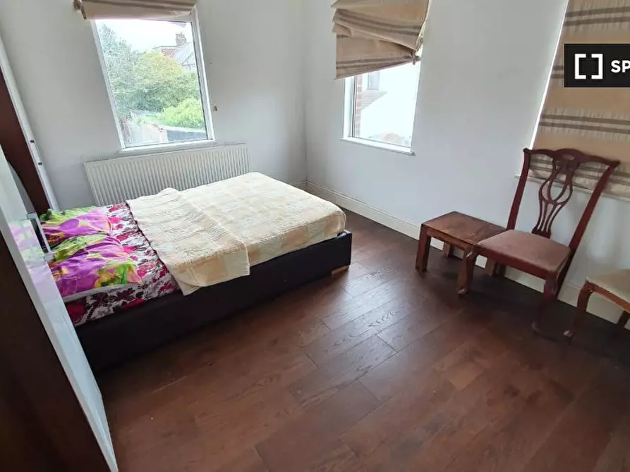 Immagine 2 di Camera condivisa in affitto  in Tenby Rd a Barking