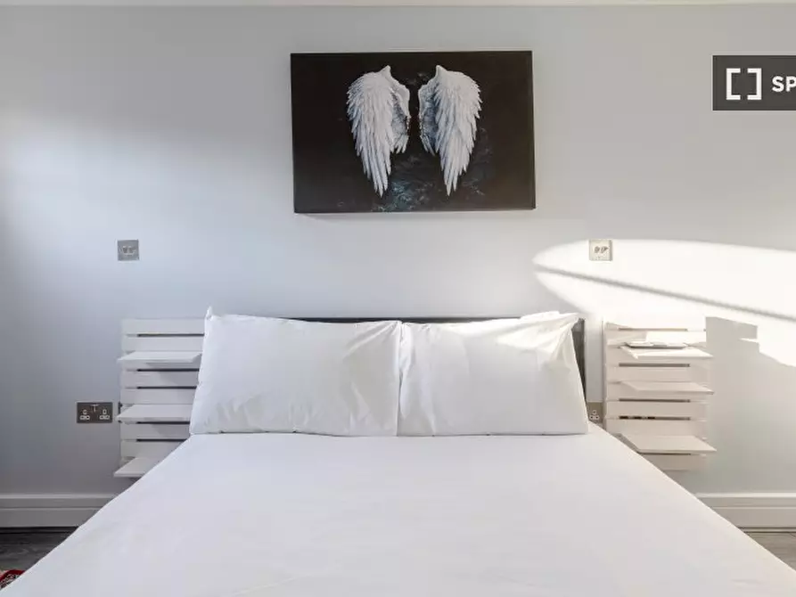 Immagine 7 di Appartamento in affitto  in Greyhound Rd a Hammersmith
