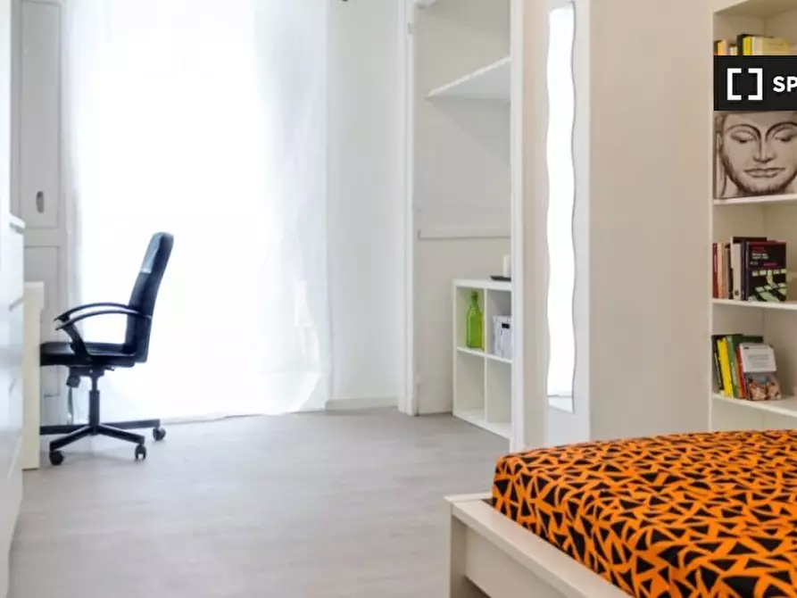 Immagine 5 di Camera condivisa in affitto  in Piazza Emanuele Filiberto a Torino