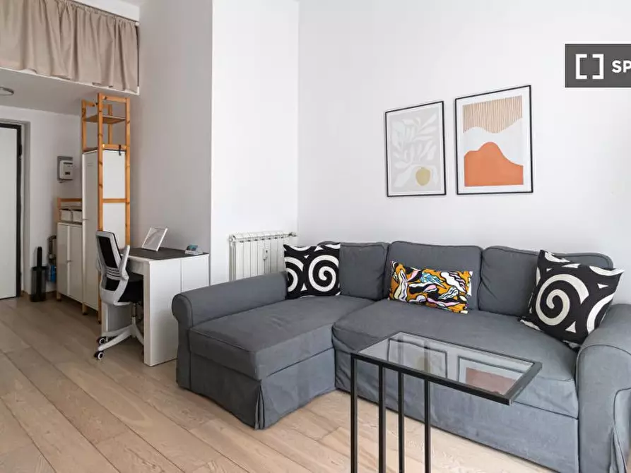 Immagine 4 di Appartamento in affitto  in Via Gallura a Milano