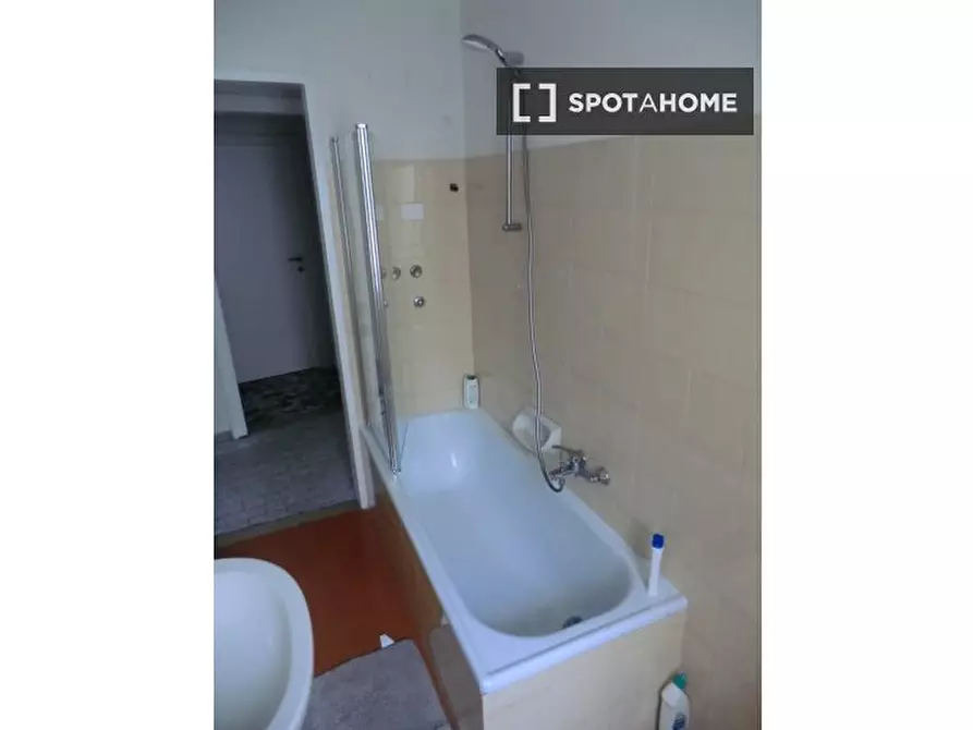 Immagine 18 di Camera condivisa in affitto  in Galleria Santa Lucia a Padova