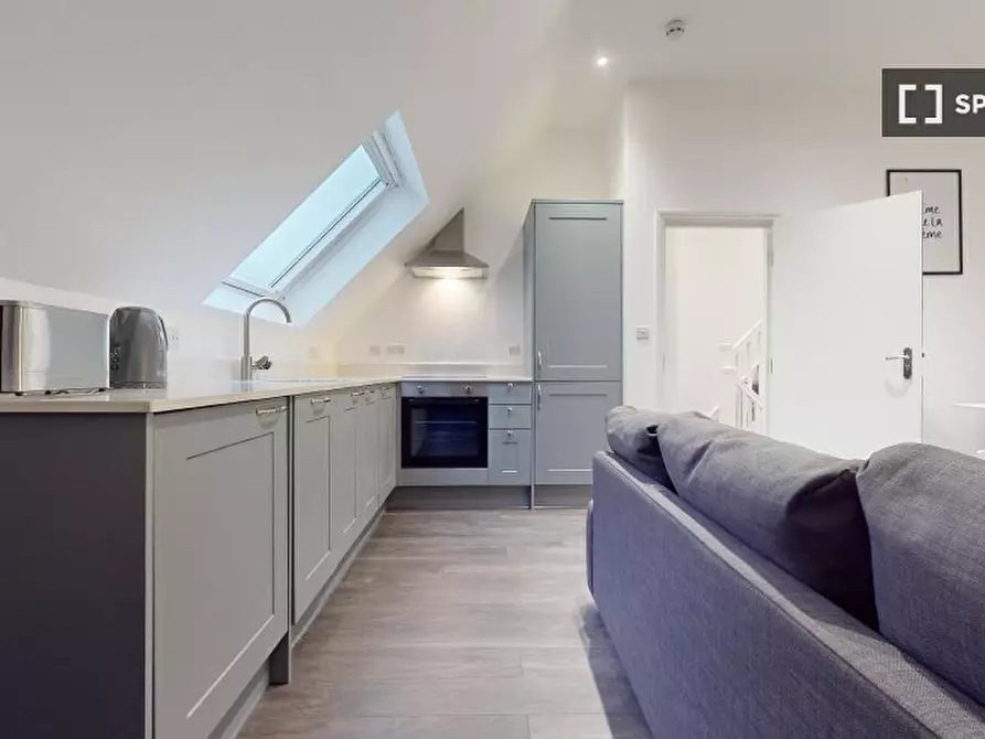 Immagine 7 di Appartamento in affitto  in Blenheim Gardens a Brent