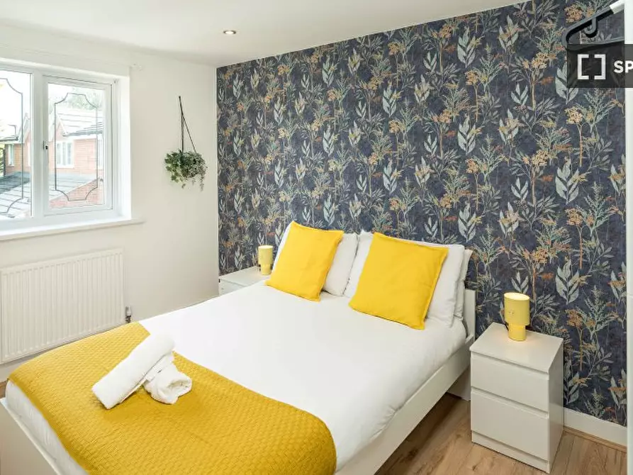 Immagine 11 di Appartamento in affitto  in Redford Cl a Hounslow