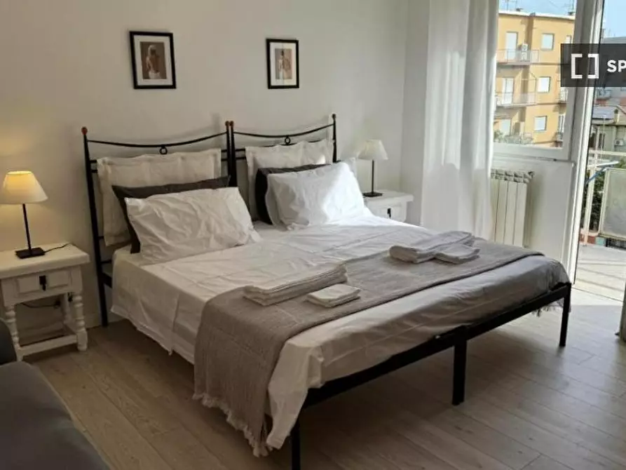 Immagine 8 di Appartamento in affitto  in Via dei Torriani a Roma