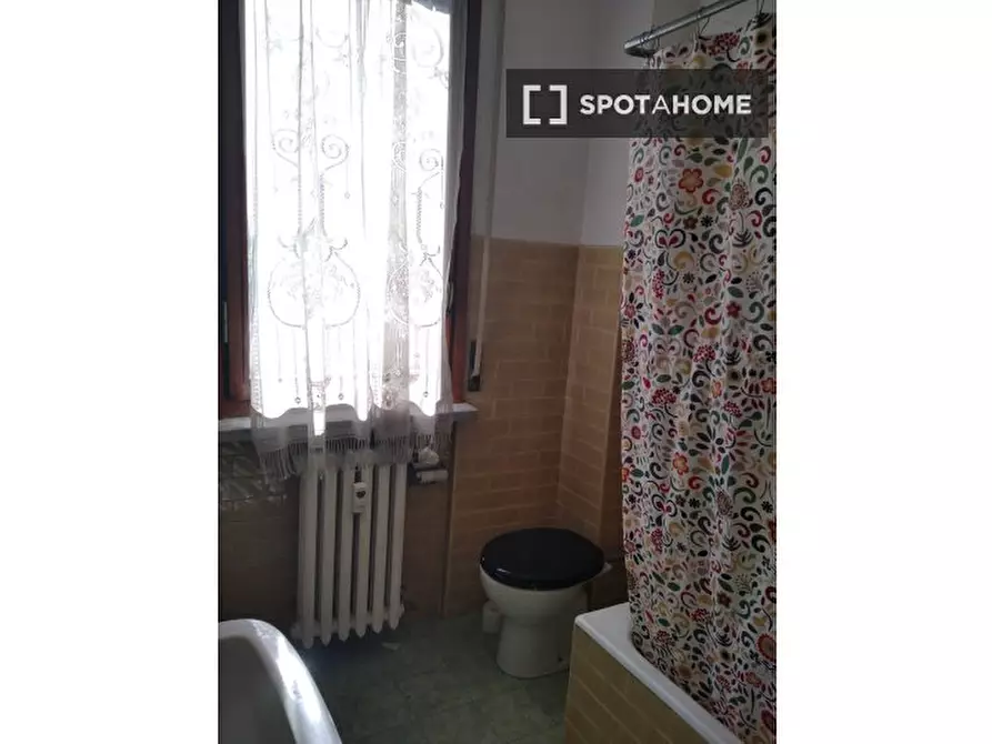 Immagine 12 di Camera condivisa in affitto  in Via Ercolano a Milano