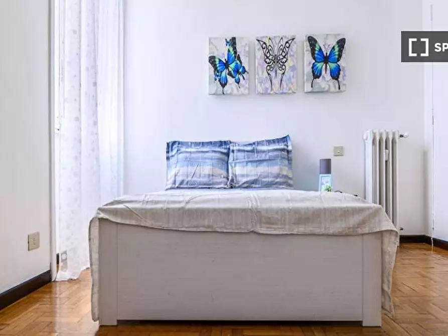 Immagine 2 di Camera condivisa in affitto  in Via Valenza a Milano