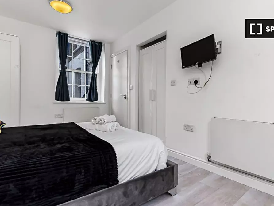 Immagine 8 di Appartamento in affitto  in Tottenham St a Camden Town