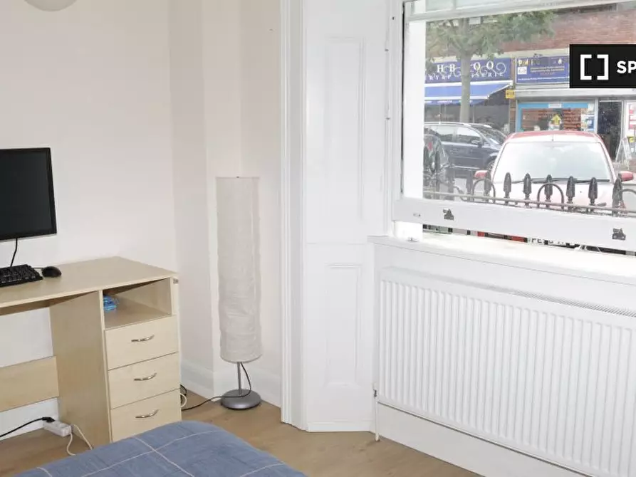 Immagine 2 di Camera condivisa in affitto  in Tachbrook Street a 