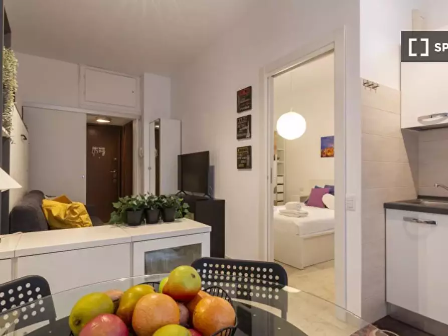 Immagine 2 di Appartamento in affitto  in Via Melzo a Milano