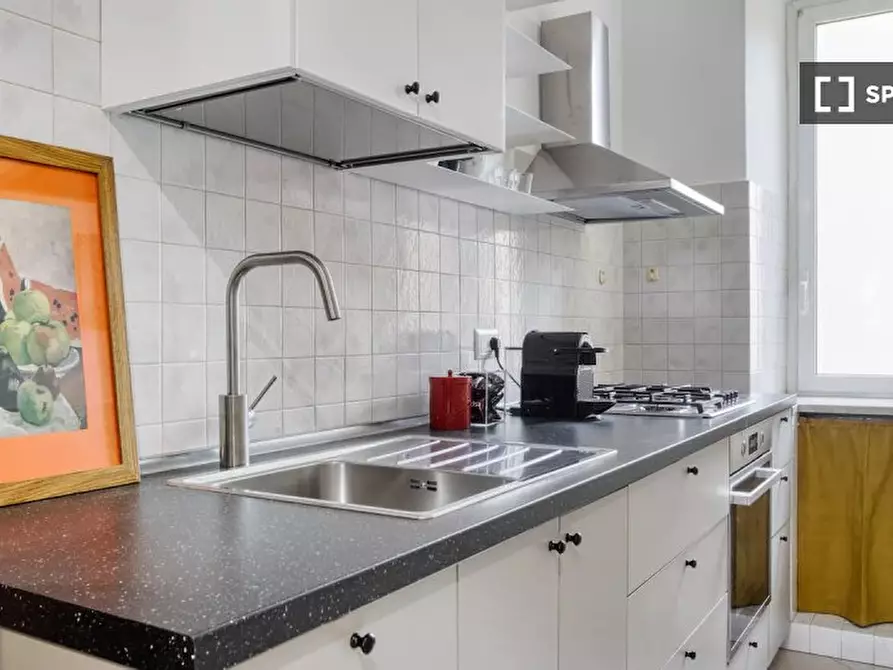 Immagine 12 di Appartamento in affitto  in Via Acaia a Roma