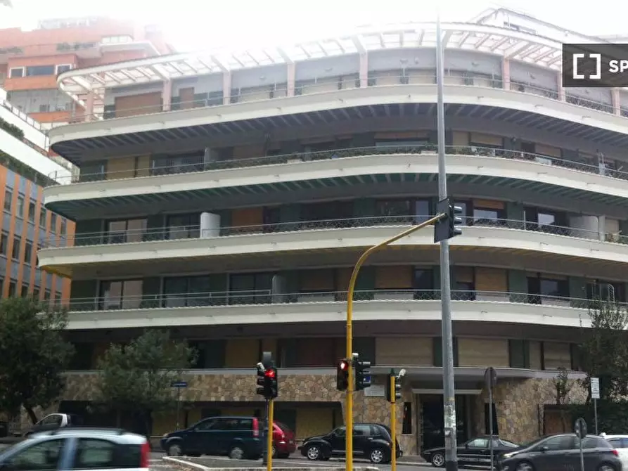 Immagine 12 di Camera condivisa in affitto  in Via Guidubaldo del Monte a Roma