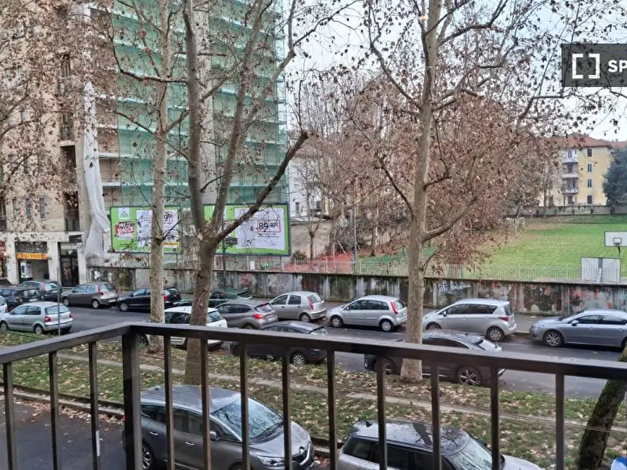 Immagine 15 di Appartamento in affitto  in Via Lorenteggio a Milano