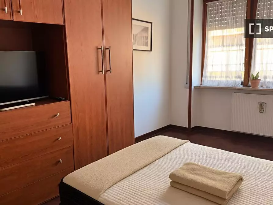 Immagine 2 di Camera condivisa in affitto  in Via Ignazio Guidi a Roma