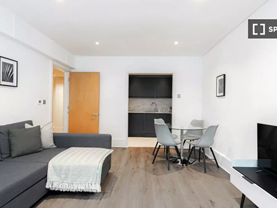 Immagine 3 di Appartamento in affitto  in Grenbeck Court a Kensington