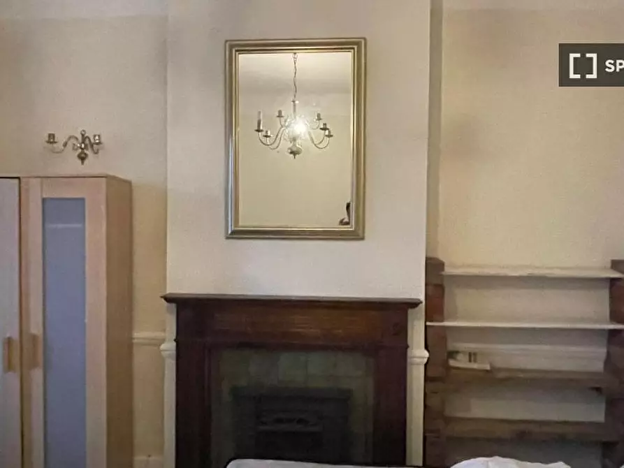 Immagine 2 di Camera condivisa in affitto  in North Hill a Tottenham