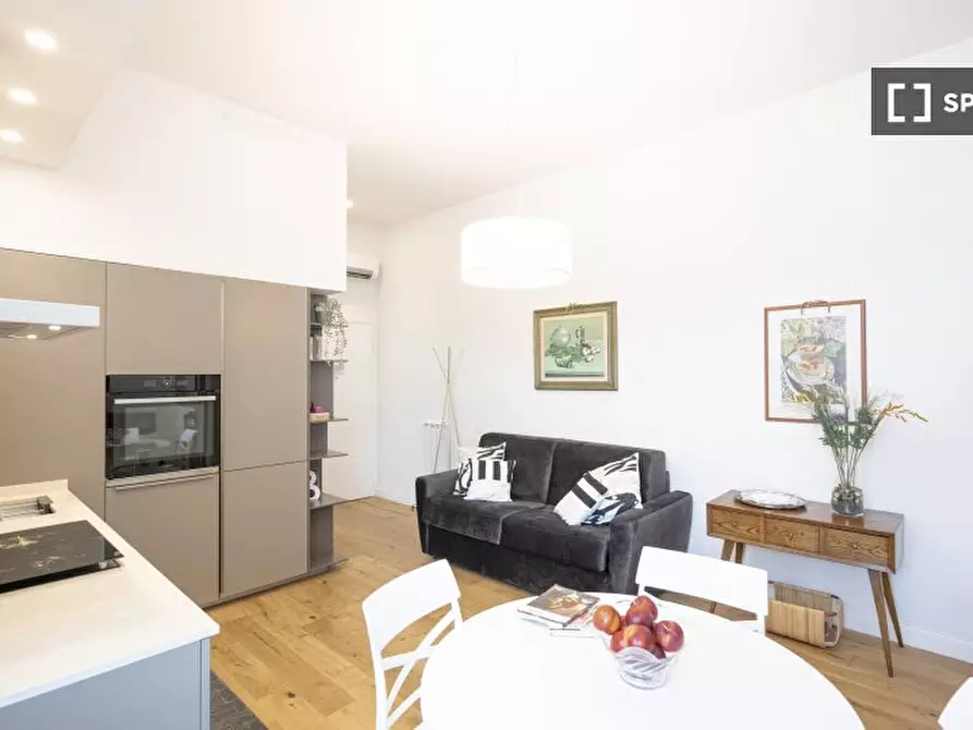 Immagine 6 di Appartamento in affitto  in Via Camillo Cavour a Firenze