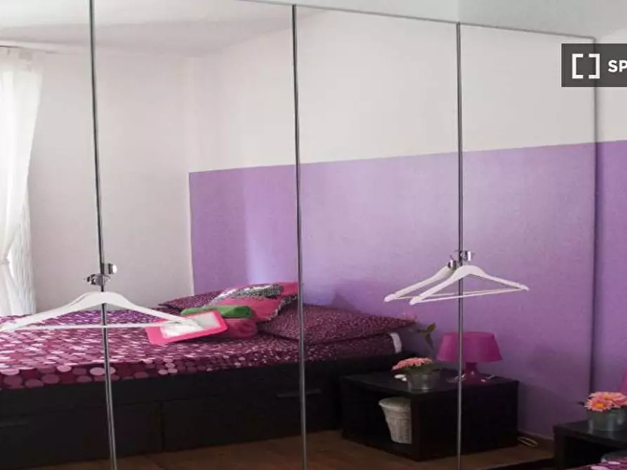 Immagine 1 di Camera condivisa in affitto  in Viale Tunisia a Milano