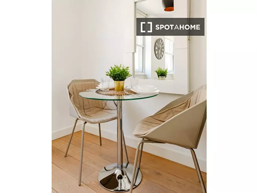 Immagine 7 di Appartamento in affitto  in Old Compton St a 