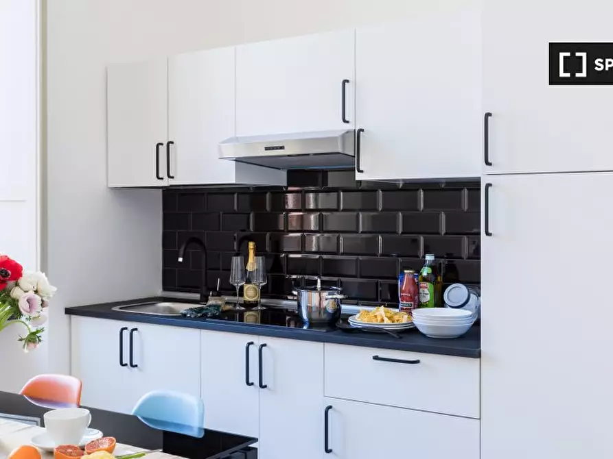 Immagine 3 di Appartamento in affitto  in Via Modena a Roma