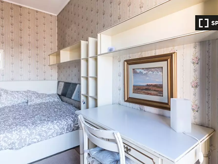 Immagine 1 di Camera condivisa in affitto  in Via Roald Amundsen, 20148 Milano MI, Italy a Milano