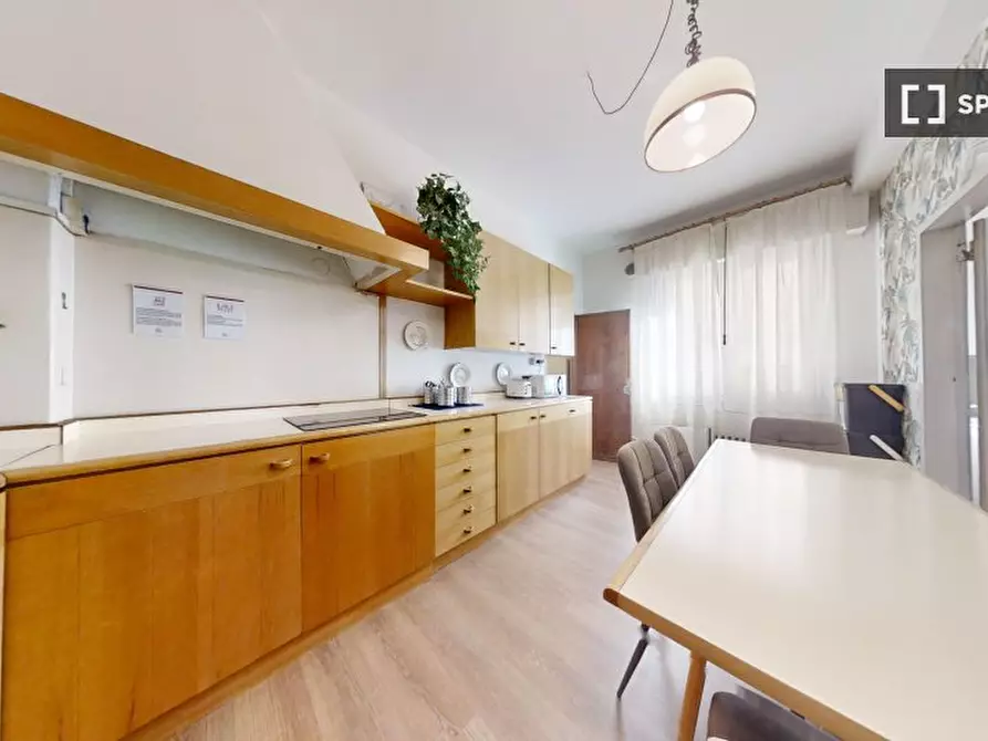 Immagine 11 di Camera condivisa in affitto  in VIA Ugo foscolo a Padova