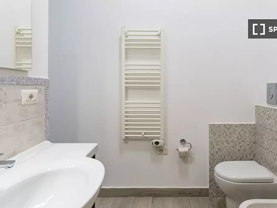 Immagine 14 di Ufficio in affitto  in Via San Nicola dei Caserti a Napoli