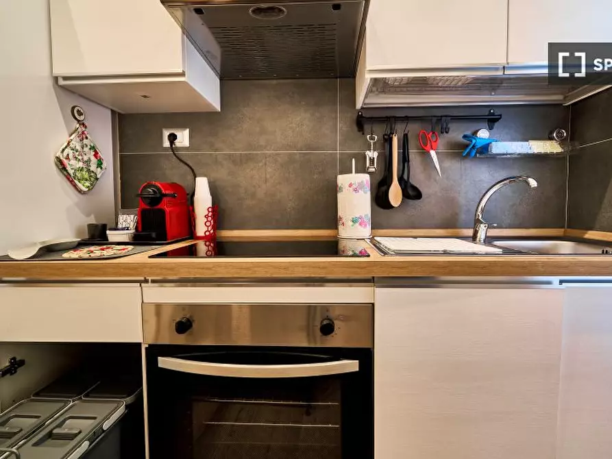 Immagine 5 di Appartamento in affitto  in Via Francesco de Sanctis a Roma