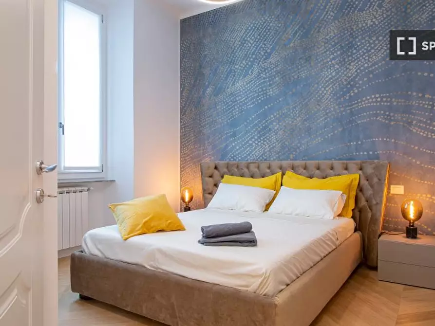 Immagine 1 di Appartamento in affitto  in Via Camillo Cavour a Firenze