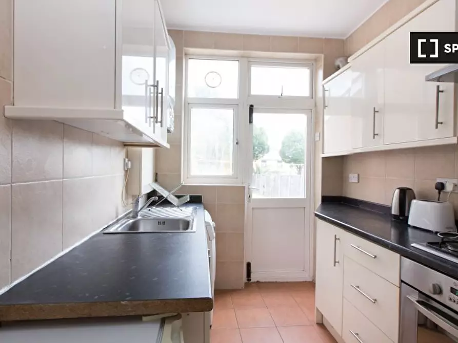 Immagine 8 di Camera condivisa in affitto  in Fishponds Rd a Wandsworth