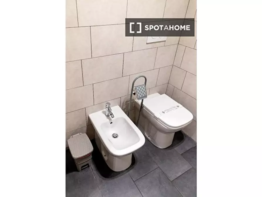 Immagine 10 di Appartamento in affitto  in Via Sannio a Roma