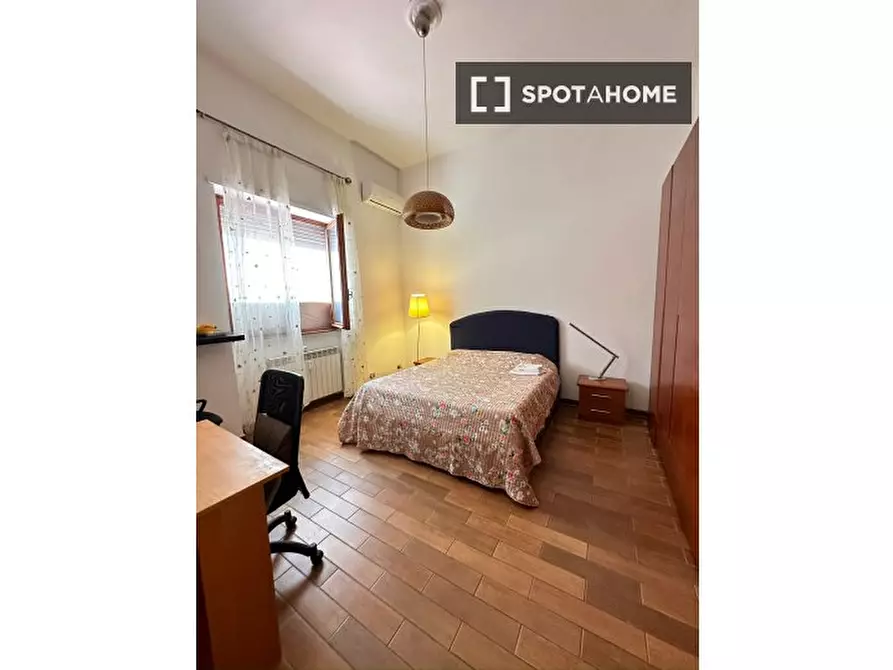 Immagine 17 di Appartamento in affitto  in Via Campello sul Clitunno a Roma