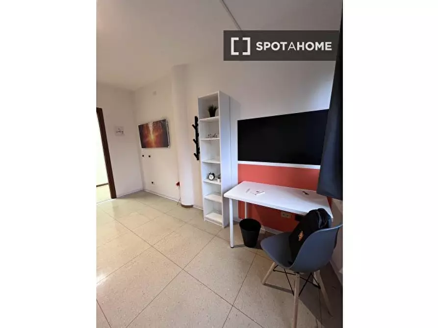 Immagine 17 di Camera condivisa in affitto  in Del Brennero a Trento