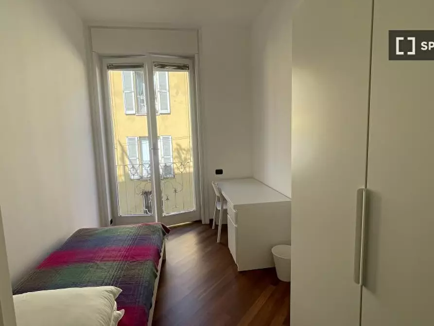 Immagine 8 di Camera condivisa in affitto  in Via della Guastalla a Milano