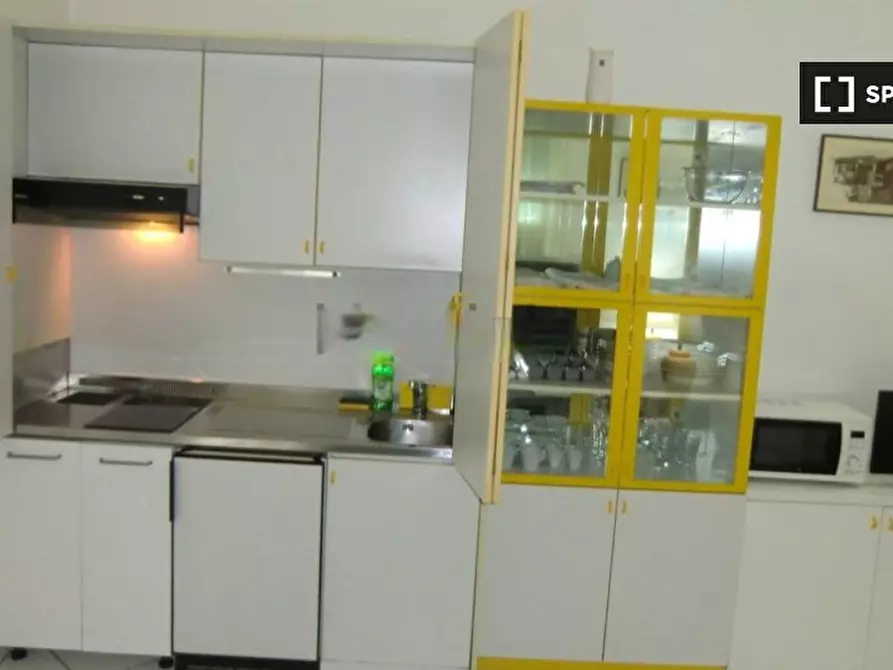 Immagine 3 di Ufficio in affitto  in Via San Mamolo a Bologna