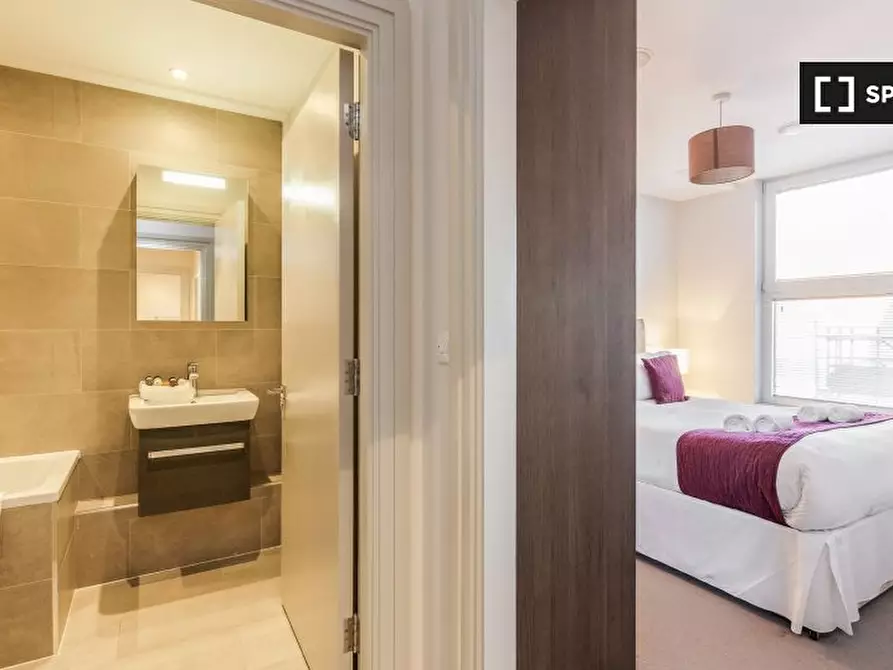 Immagine 10 di Appartamento in affitto  in -40 The Quadrant a Richmond