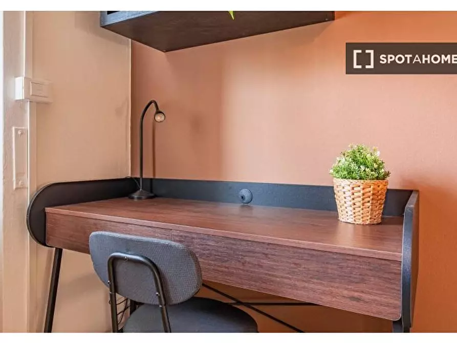 Immagine 5 di Camera condivisa in affitto  in Via Eugenio Donadoni a Milano