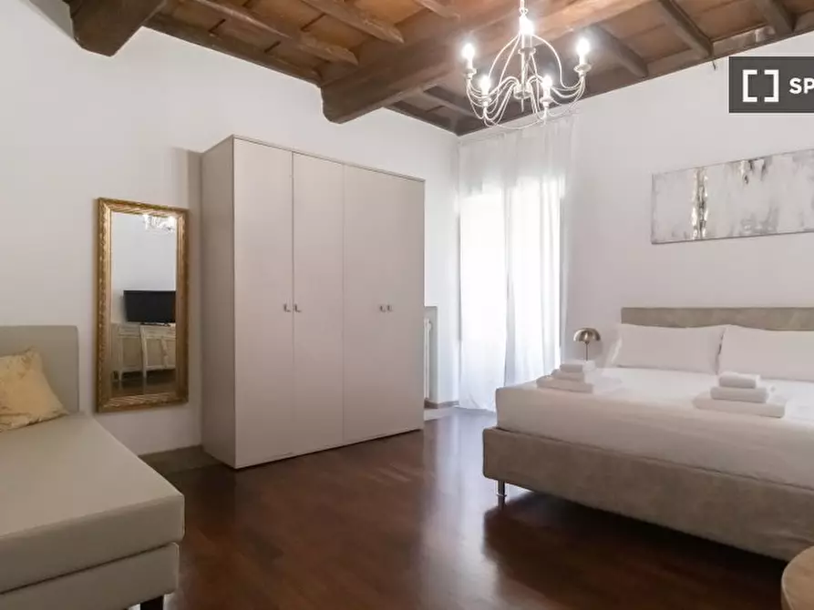Immagine 3 di Appartamento in affitto  in Via Dei Cappuccini a Roma