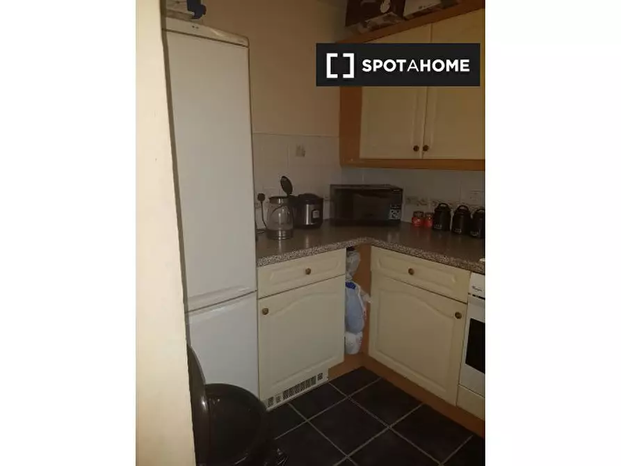 Immagine 14 di Camera condivisa in affitto  in Tollgate Dr a Hillingdon