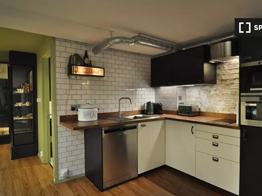 Immagine 10 di Appartamento in affitto  in Ground FloorA Woodland Rd a Croydon