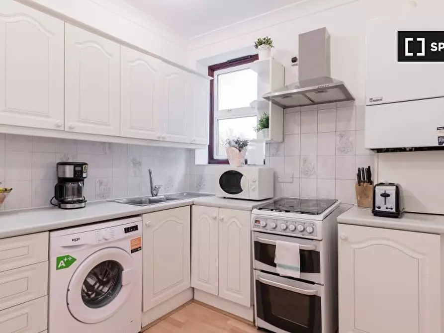 Immagine 5 di Appartamento in affitto  in Arlington Rd a Camden Town