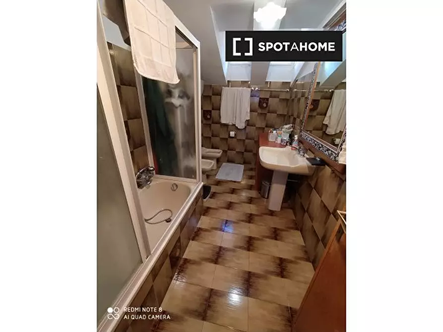 Immagine 17 di Camera condivisa in affitto  in Via Solatia a Perugia