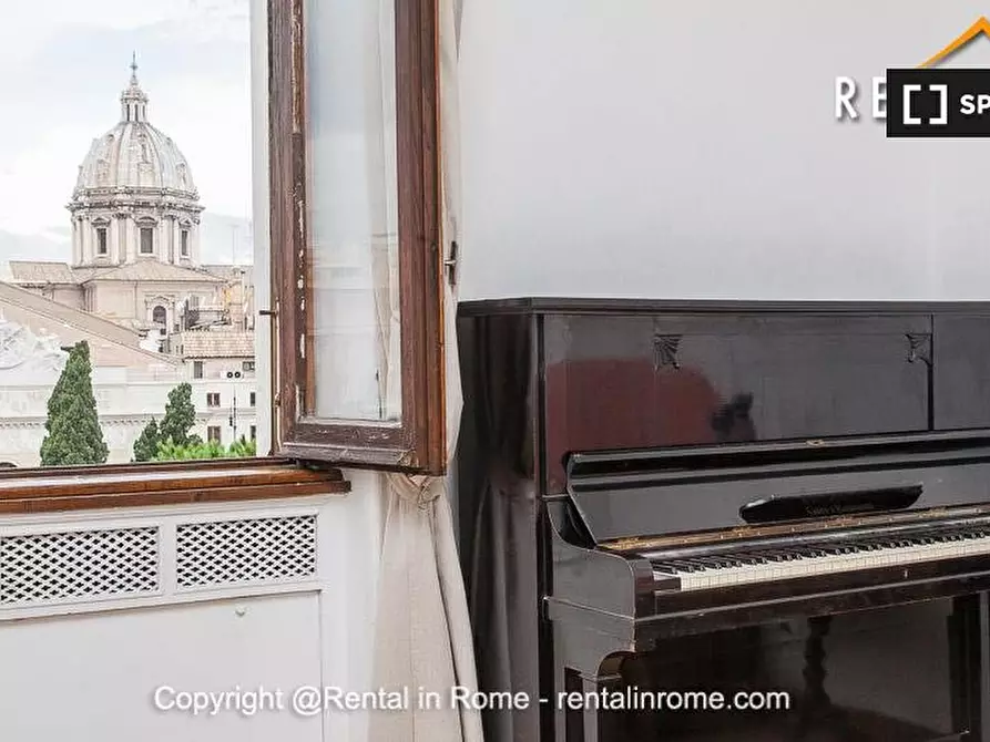 Immagine 18 di Appartamento in affitto  in Via di S. Nicola de' Cesarini a Roma